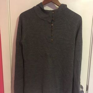 Super Cozy and Stylish Wool Sweater by Isis